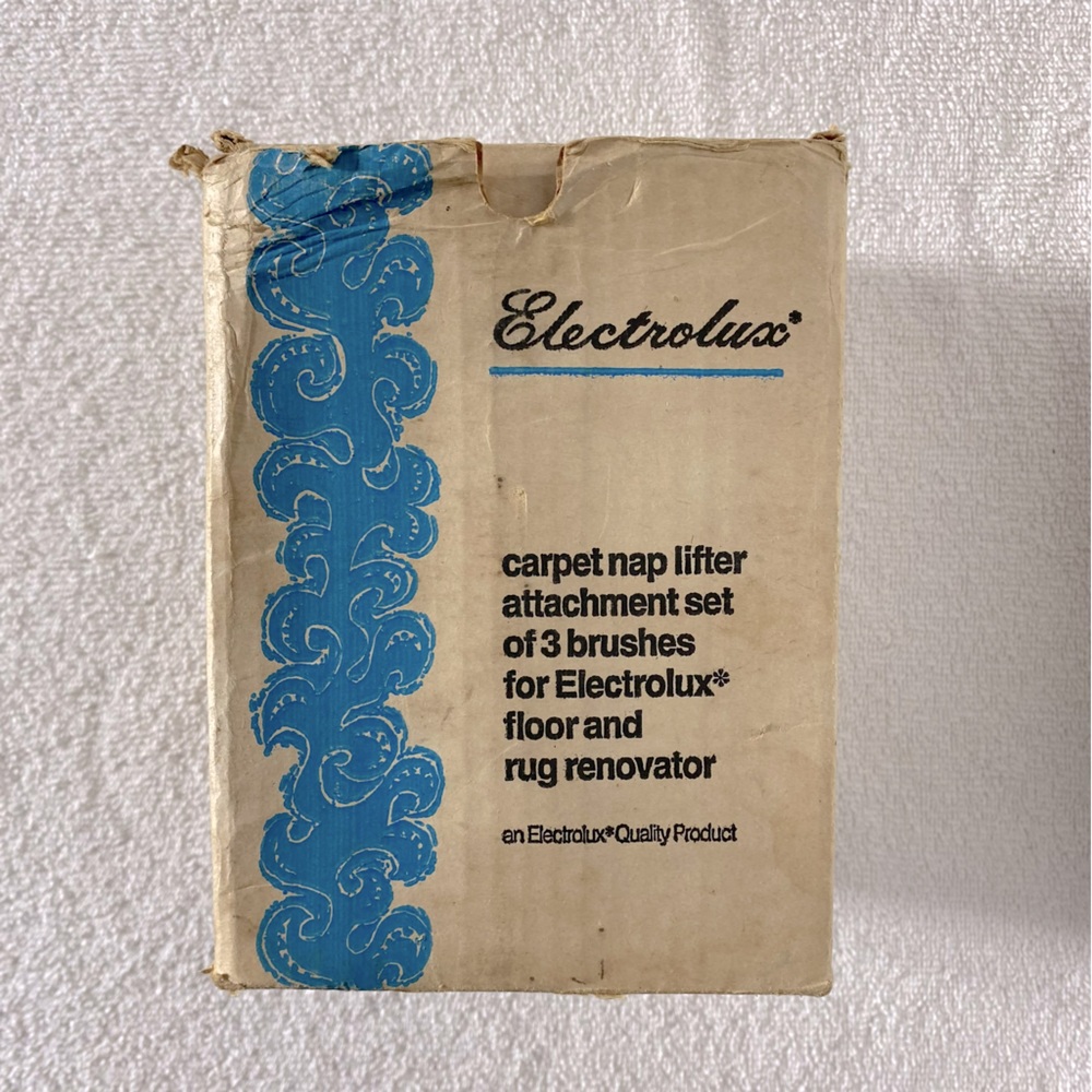 Vintage Electrolux Carpet Nap Lifter Set Of 3 Brushes
